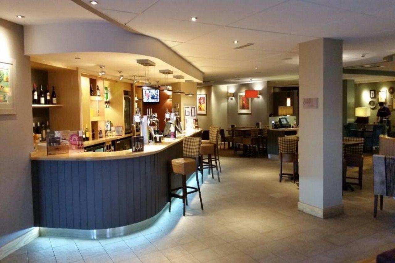 Premier Centre