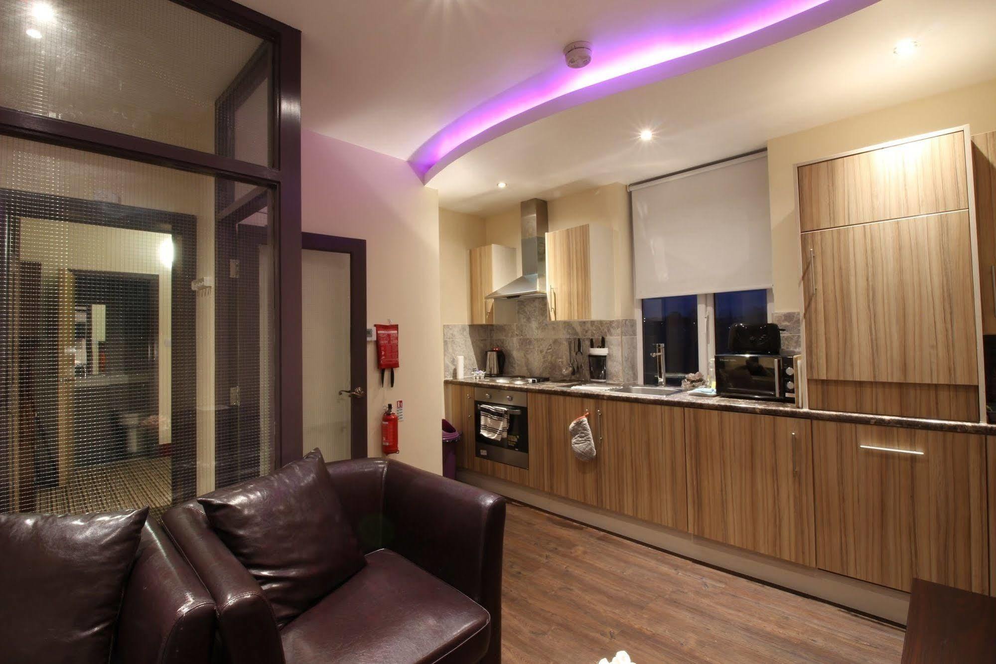William's Hillsborough 3*