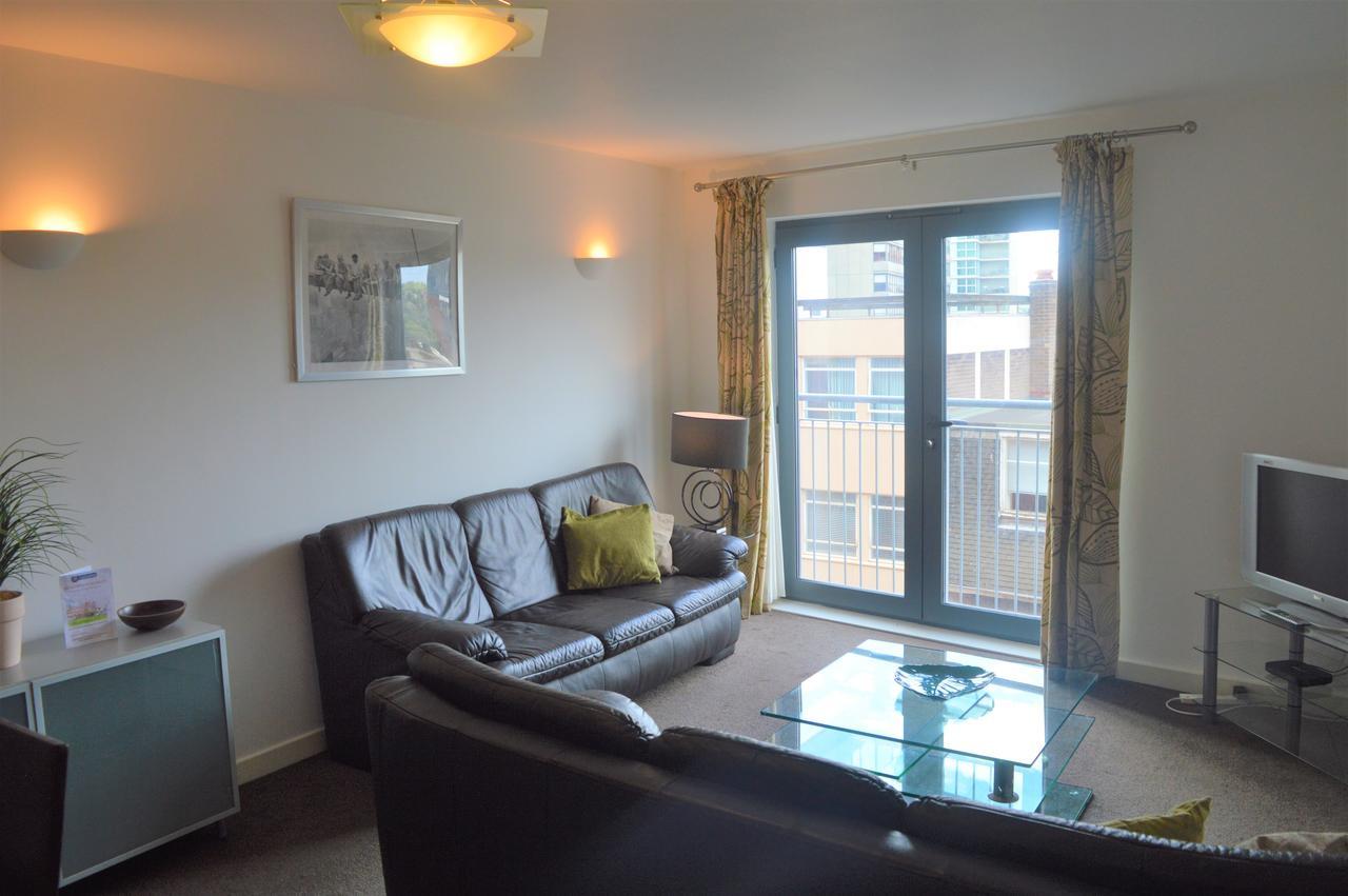 City Crash Pad Serviced Apartments - Cathedral Quarter * Sheffield