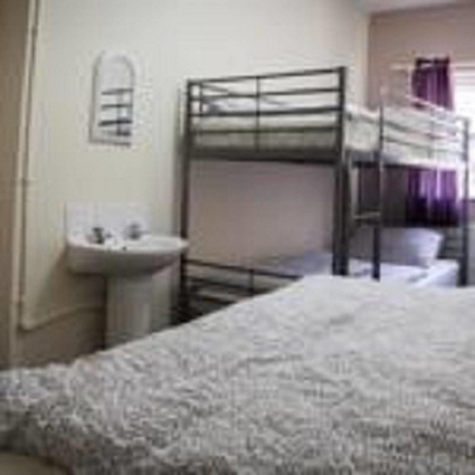 Russell Scott Backpackers - Hostel