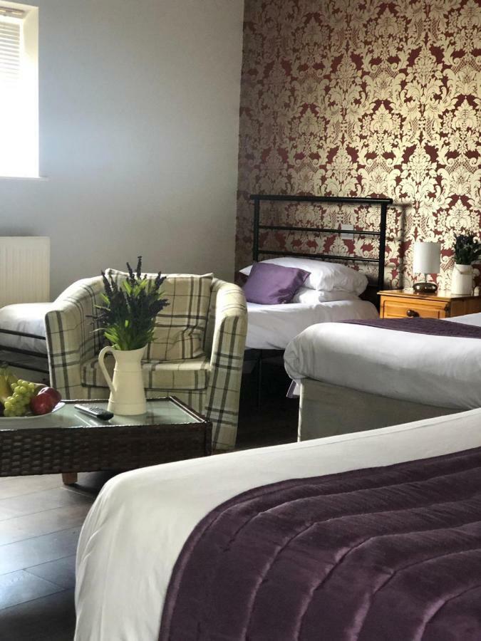 Norfolk Arms 3*