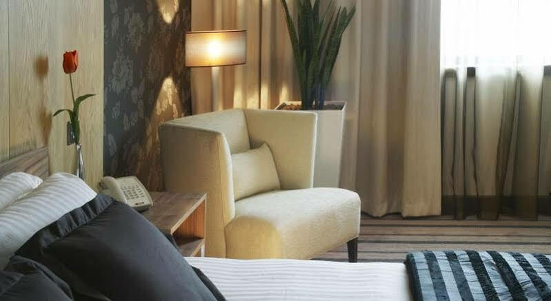 Doubletree By Hilton Hotel