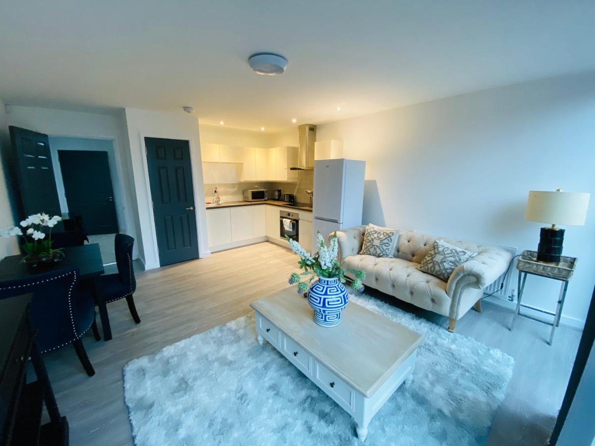 Ranmoor Serviced At Wilkinson Lane Apartment