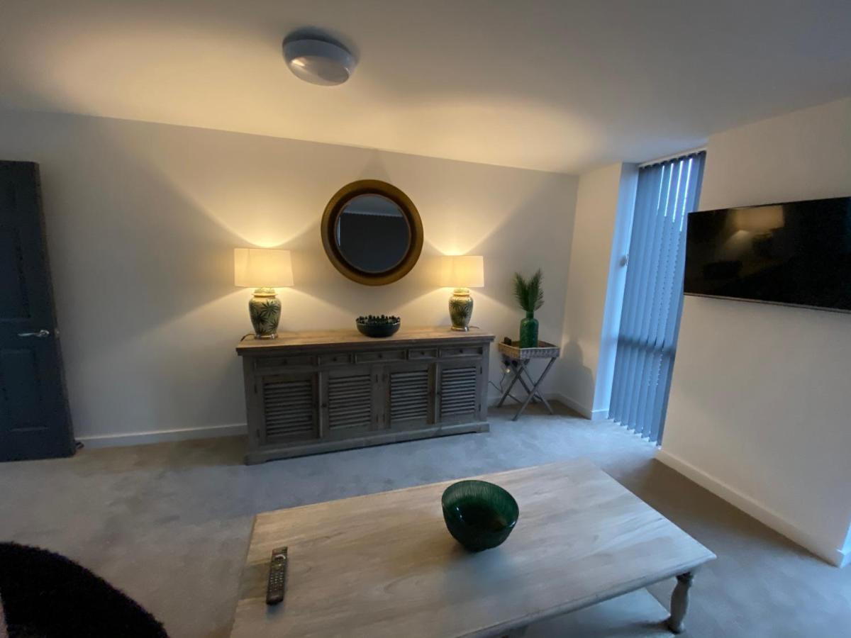 Ranmoor Serviced At Wilkinson Lane Apartment *