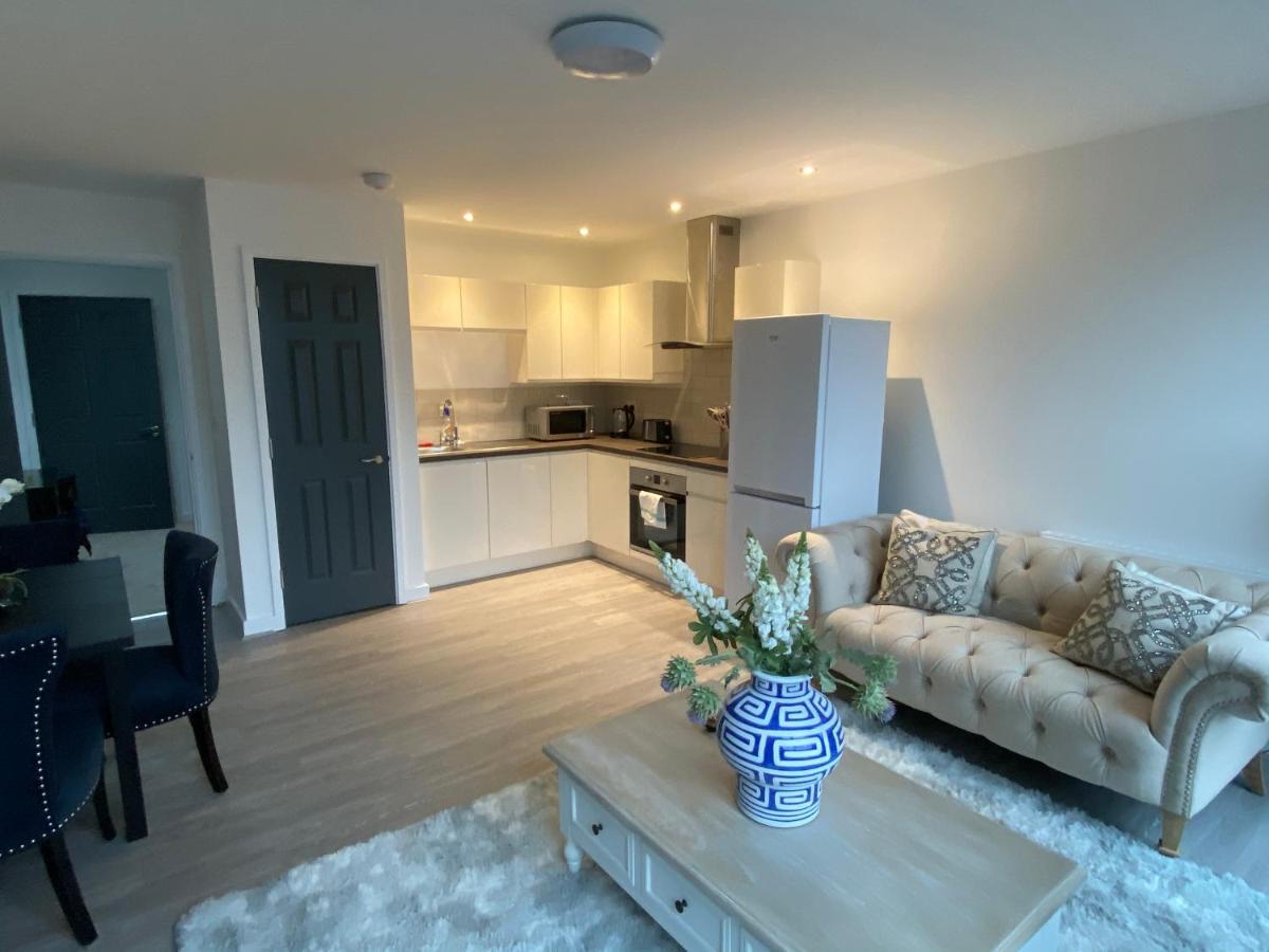 Ranmoor Serviced At Wilkinson Lane Apartment
