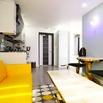 Queen Stay Apartments