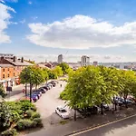 City One Bedroom Apartment With Juliet Balcony In West One - Parking Possible