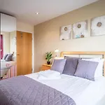 City One Bedroom Apartment With Juliet Balcony In West One - Parking Possible
