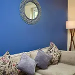 Modern Sheffield City Centre House With Parking! Sleeps 6