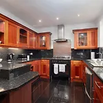 Homebird Property - Carter Knowle House