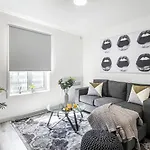 Phoenix Court By Resify