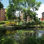 The Endcliffe Village - Part Of The University Of Sheffield