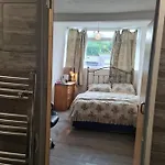 Budget Double En-Suite Bedroom