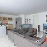 Short Stay Accommodation Sheffield For Contractors And Weekend Stays