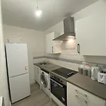 Relaxing Modern Apartment, Sheffield, Free Parking