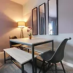 Stylish Base On Abbeydale Road