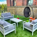 Historic Clock Tower Apartment With Rooftop Terrace And Free Secure Parking
