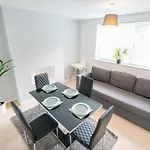 Stylish & Comfortable 3Br Spacious Home With Parking