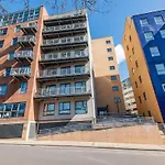Sheffield City Centre Apartment & Balcony