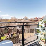 Sheffield City Centre Apartment & Balcony