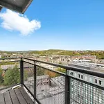 Lovely Central Sheffield Flat - Parking - Balcony