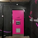 Deluxe City Centre Studio Apartment With Balcony & City Views - Free Wifi Netflix, Gym Access - Westone