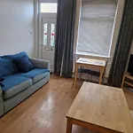Suite 1: Cosy Room In A Prime Location