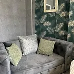 Cozy Downtown Studio Flat In Sheffield