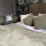 Cozy Downtown Studio Flat In Sheffield