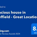 Spacious House In Sheffield - Great Location!