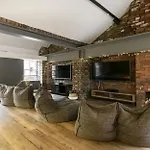 Cosy And Modern Studios And Private Ensuites At Sheffield 3 Located Near The University Of Sheffield