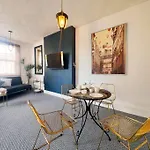 Elite Living - City Centre Accommodates Up To 4