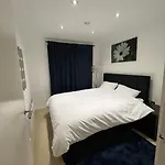 Cosy And Prime Location
