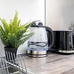 Exclusive One Bedroom Apartment - City Centre - Free Wi-Fi Netflix
