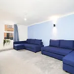 Quirky Flat In The City Hub