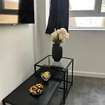 Stylish Central Retreat
