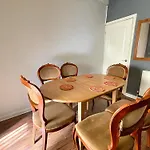 Sheffield\'S 3Br Retreat