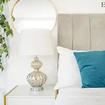 Priestley House Apartment - City Retreat