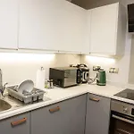 Peaceful 2Br Hideout With Instant Self Check-In At Kelham Island Retreat