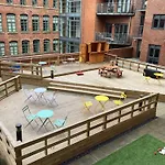 Modern Stylish Apartments And Rooms At Student Roost Corner House In Sheffield