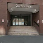 Heart Of The City 1 Bed Flat Queenshouse