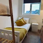 Three Bedroom House By Brookland Stays Serviced Accommodation Short Lets Sheffield With Free Wifi