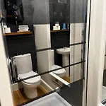 Studio77 Sheffield Free Parking Netflix Wifi Central
