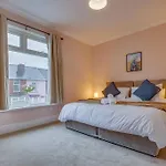 New Spacious Comfort Ideal 3Bedroom Hideaway