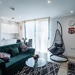 Delightful Studio Apartment In Sheffield