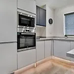 Magnificent, Renovated Whole House With Garden