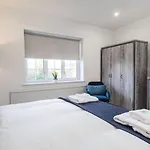 Cosy, Exclusive Sheffield House Near Peak District