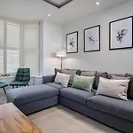 Spacious, High Spec & Modern