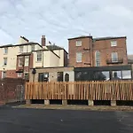 Ranmoor Serviced Apartments At Wilkinson Lane - The Sandford Suite