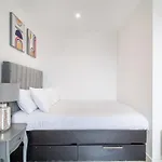 Immaculate Studio Apartment In Sheffield City